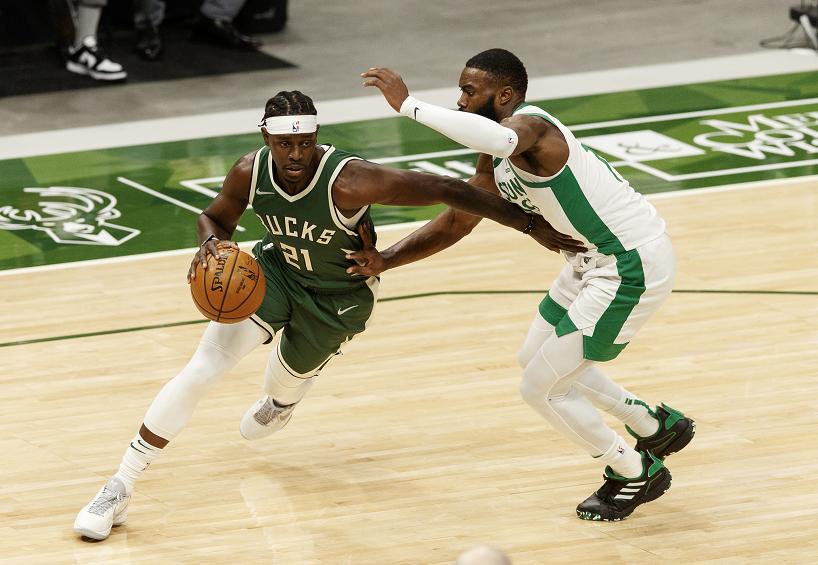 内购破解手游合集TheShy关键节点逆转，雄鹿带队取胜！的简单介绍