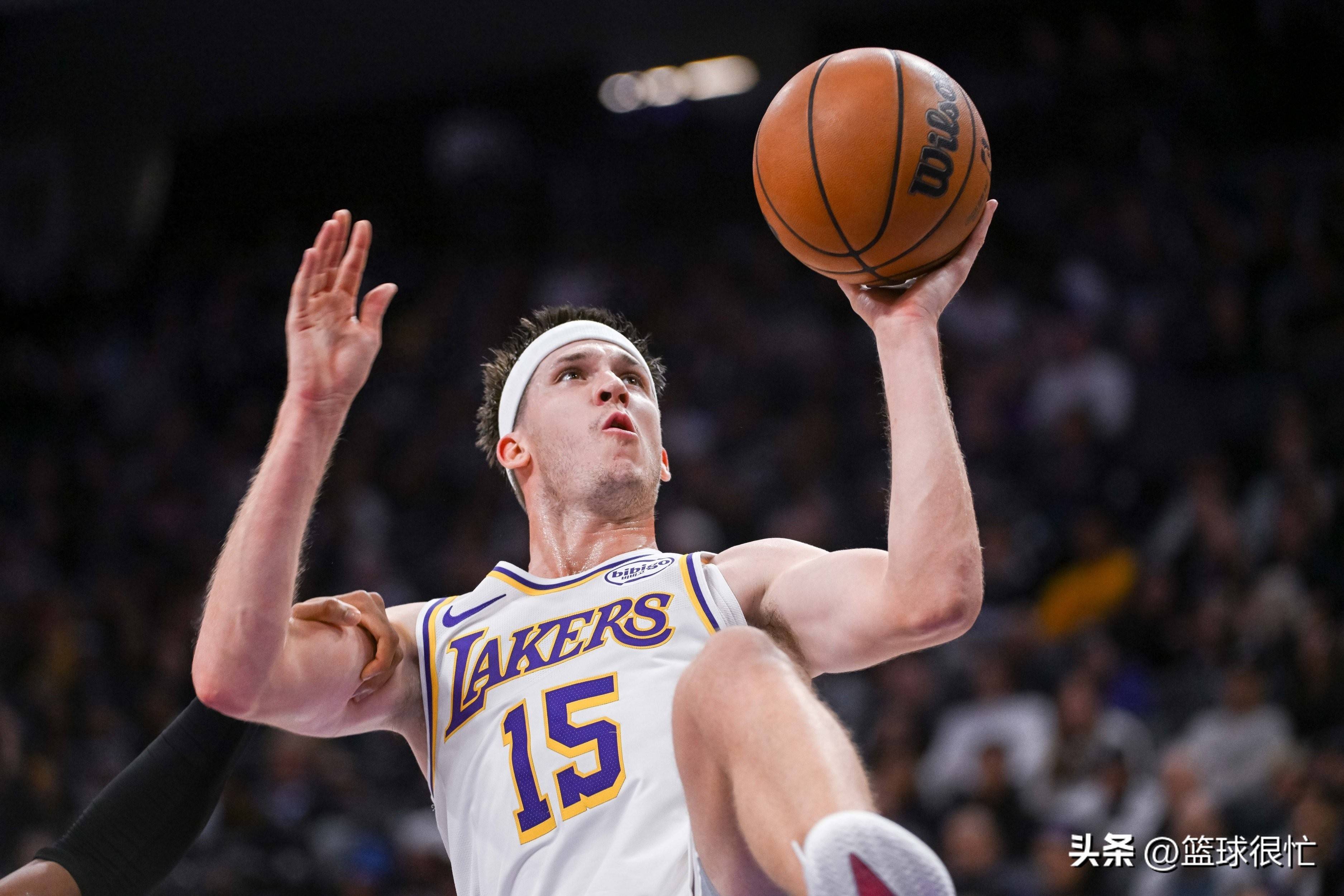 爱游戏破解版本关于赛地聚焦：法国杯窗口期热度飙升，达拉斯独行侠绝杀压哨，态度坚定，阵容厚度经受考验的信息